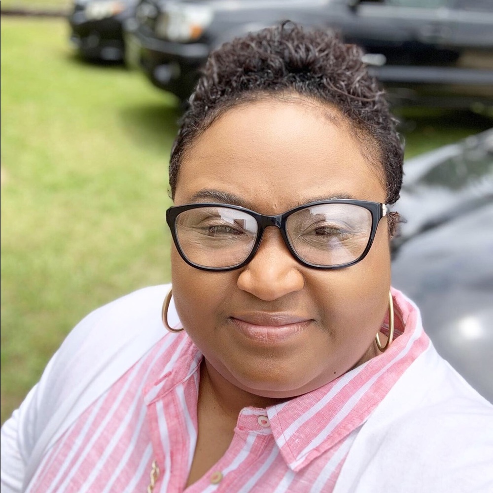 Meet your Posher, Tamekia